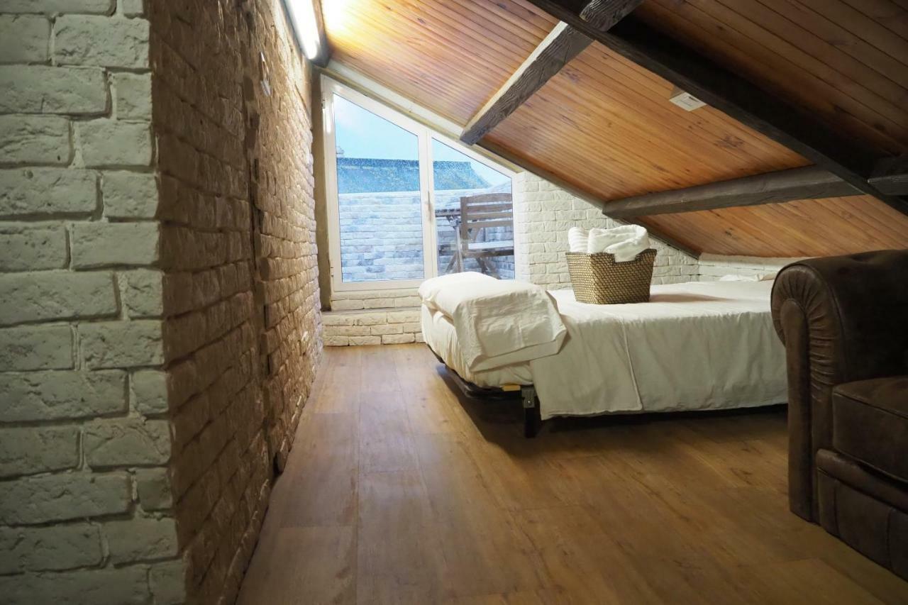 Apartment Tiny On The Roof Touching Gibraltar *